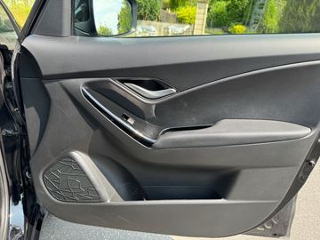 Car image 37