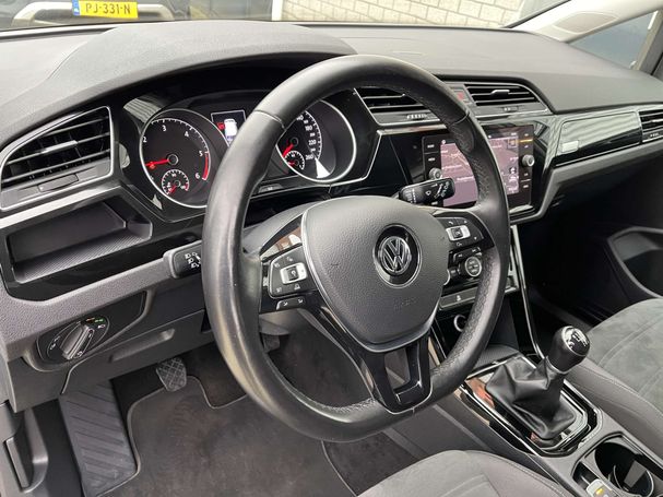 Volkswagen Touran 85 kW image number 20