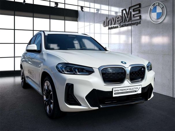 BMW iX3 M Sport 210 kW image number 17