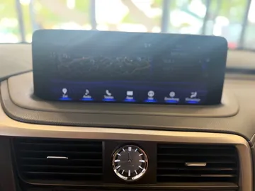 Car image 28