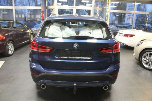 BMW X1 xDrive20d Advantage 140 kW image number 3