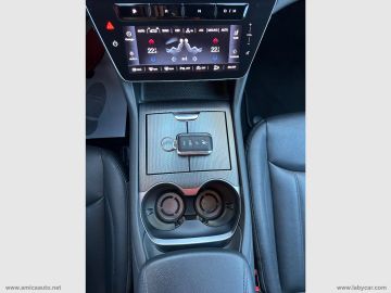 Car image 32