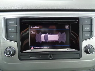 Car image 33