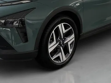 Car image 21