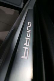 Car image 37