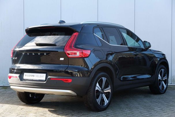 Volvo XC40 Recharge T4 Plus Bright 155 kW image number 2