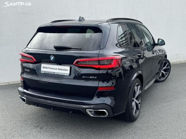 BMW X5 xDrive 195 kW image number 2