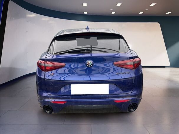 Alfa Romeo Stelvio 2.2 Q4 154 kW image number 4