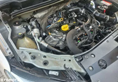 Car image 40