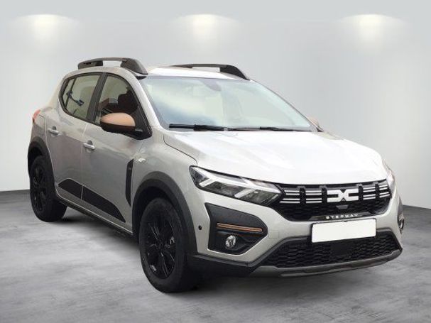 Dacia Sandero Stepway TCe 110 Extreme 81 kW image number 2