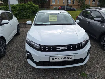 Car image 2