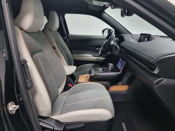 Car image 31