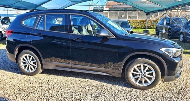 BMW X1 sDrive18d Advantage 110 kW image number 6