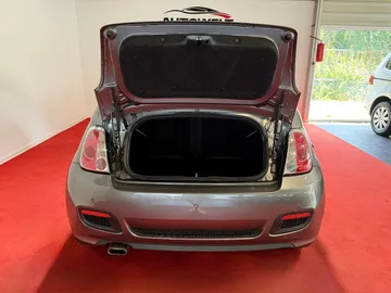 Car image 24