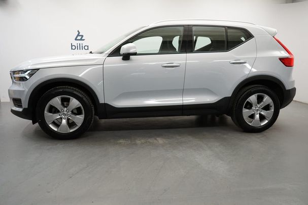 Volvo XC40 T2 Momentum 95 kW image number 2