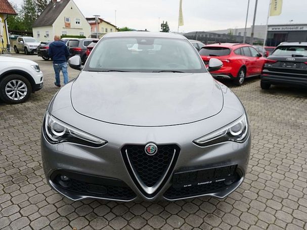 Alfa Romeo Stelvio 2.2 118 kW image number 3