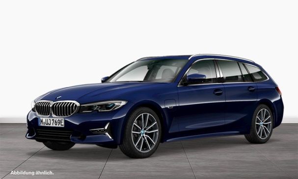 BMW 330 e Touring xDrive 215 kW image number 1