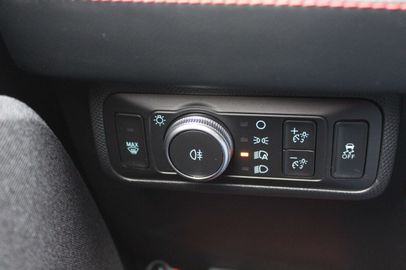 Car image 35