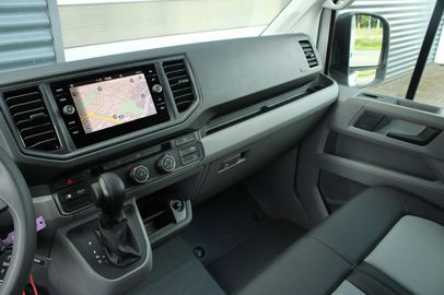 Car image 31