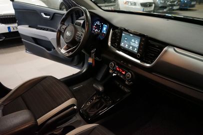 Car image 15