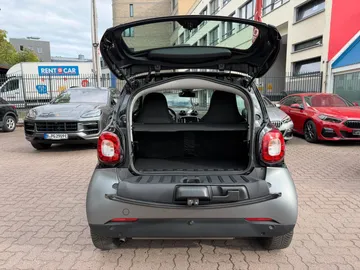Car image 31
