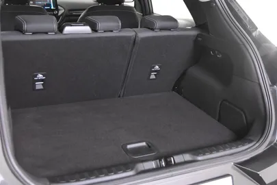 Car image 29