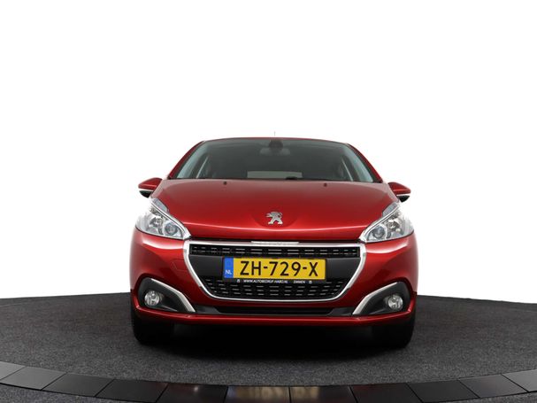 Peugeot 208 PureTech 110 Signature 81 kW image number 3