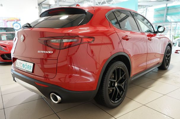 Alfa Romeo Stelvio 2.2 Super 132 kW image number 7