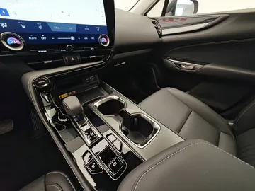 Car image 39
