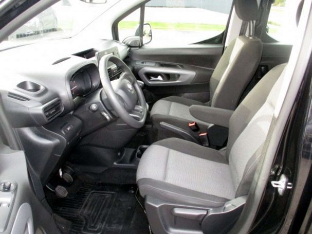 Toyota Proace City 81 kW image number 7