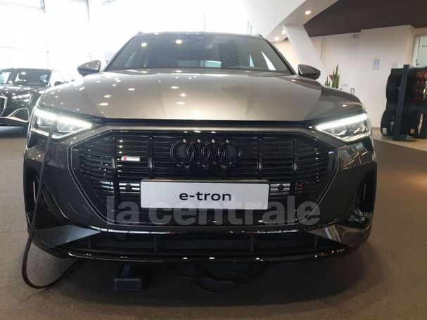 Audi e-tron 50 quattro S-line Sportback 230 kW image number 2