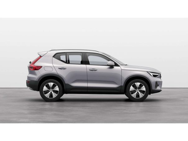 Volvo XC40 T2 Core 95 kW image number 3