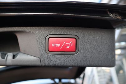 Car image 36