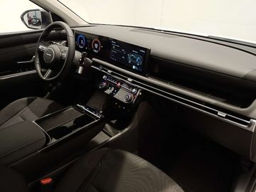 Car image 31