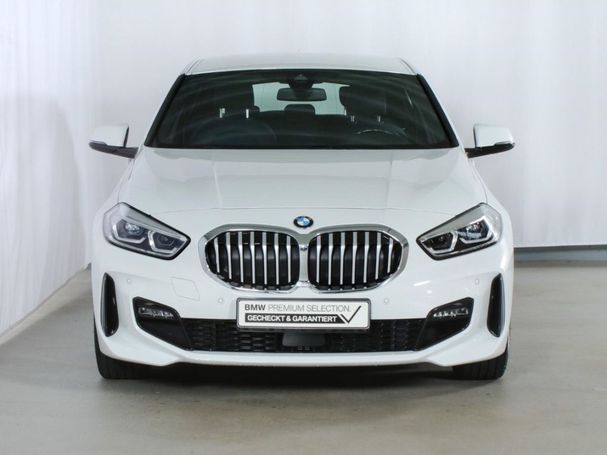 BMW 120i M Sport 131 kW image number 2