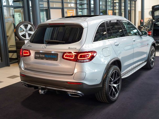 Mercedes-Benz GLC 300 de 225 kW image number 3