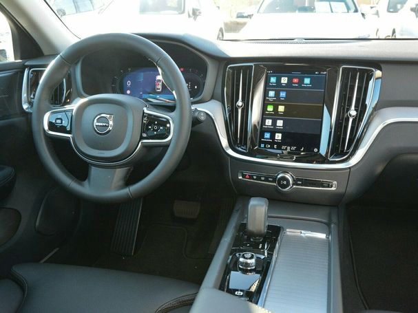 Volvo V60 B4 145 kW image number 4