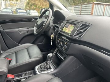 Car image 33