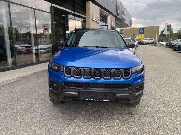 Jeep Compass Trailhawk 132 kW image number 8