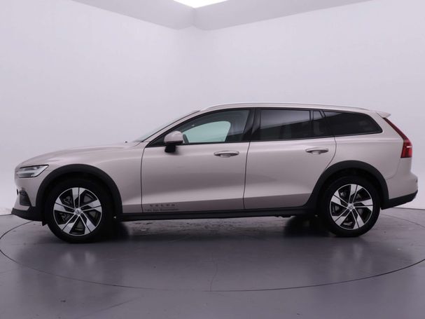 Volvo V60 Cross Country AWD B5 184 kW image number 9