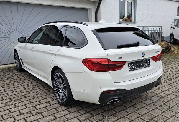 BMW 530d Touring xDrive 195 kW image number 9