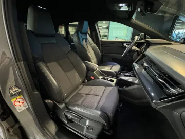 Car image 35