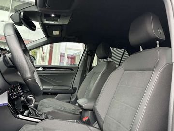 Car image 37