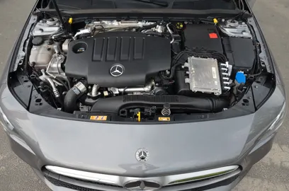 Car image 25