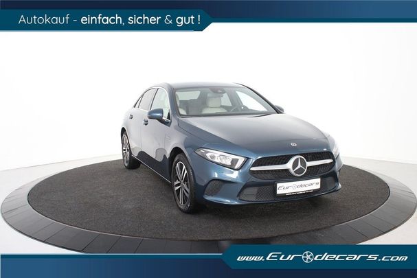 Mercedes-Benz A 250 e 160 kW image number 25