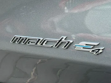 Car image 49