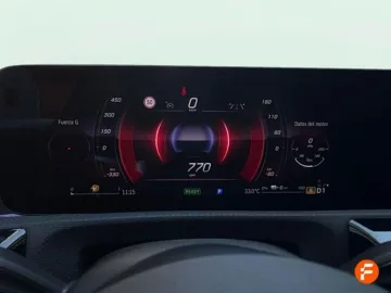 Car image 26