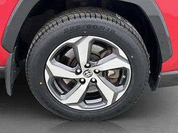 Car image 32