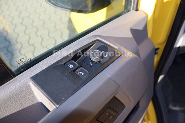 Volkswagen Crafter 103 kW image number 18