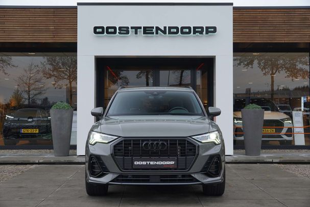 Audi Q3 45 TFSIe S-line 180 kW image number 2